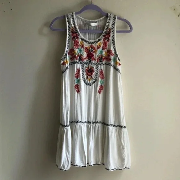 Revolve Embroidered Boho White Dress - Picture 8 of 12